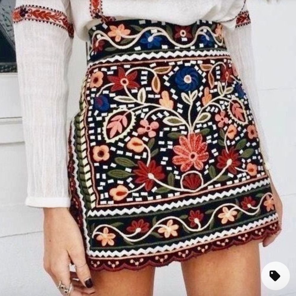 Multicolor Embroidered Skirt
